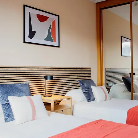 Avenida De Portugal Apartment *